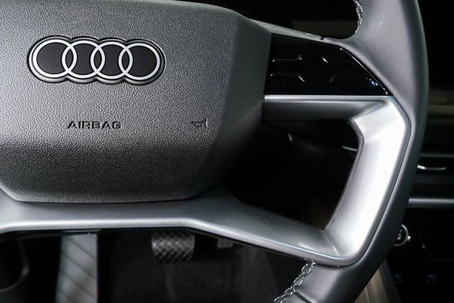 New 2025 Audi Q5 Premium Plus AWD/4WD image 11