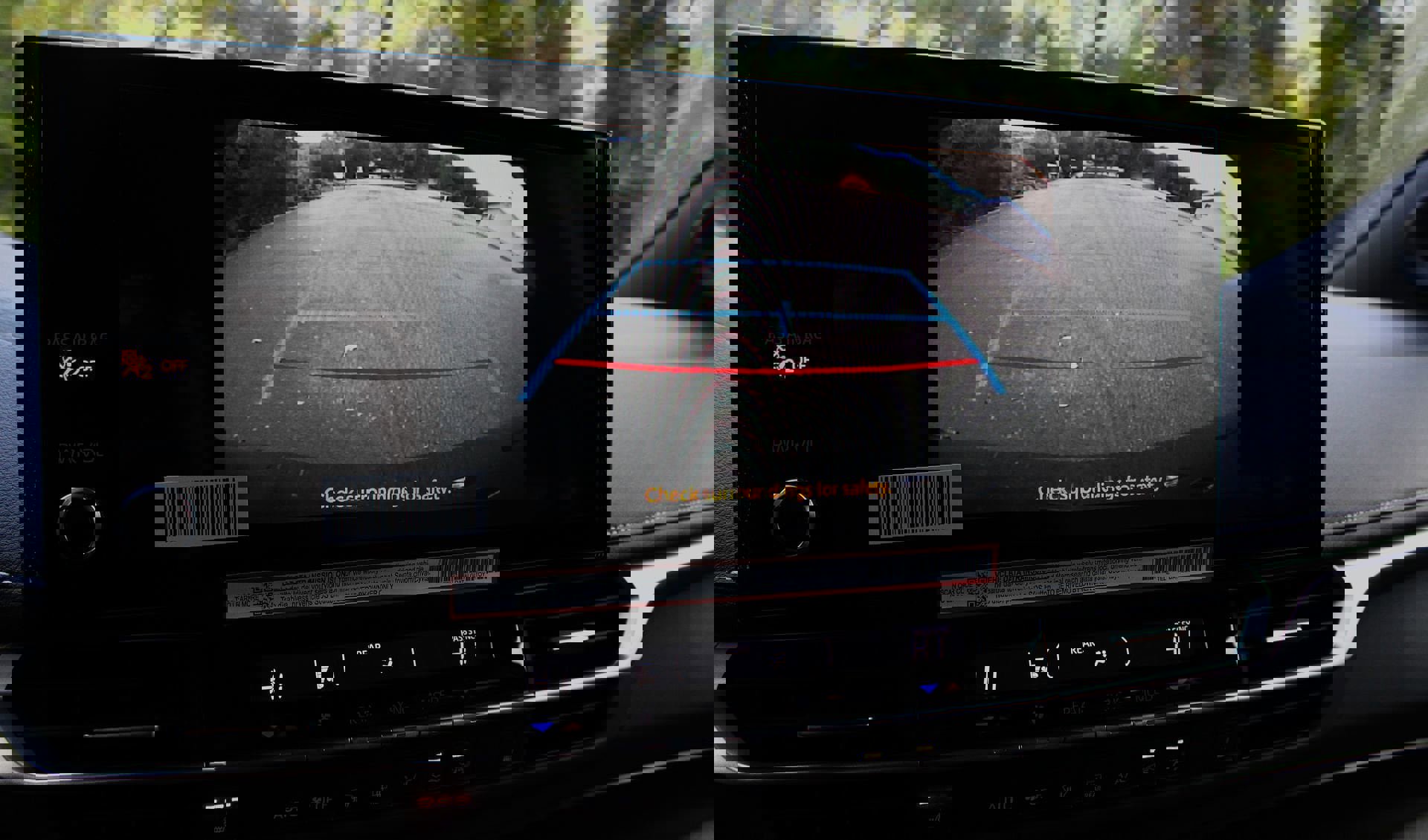 New 2025 Toyota Sienna XSE image 25