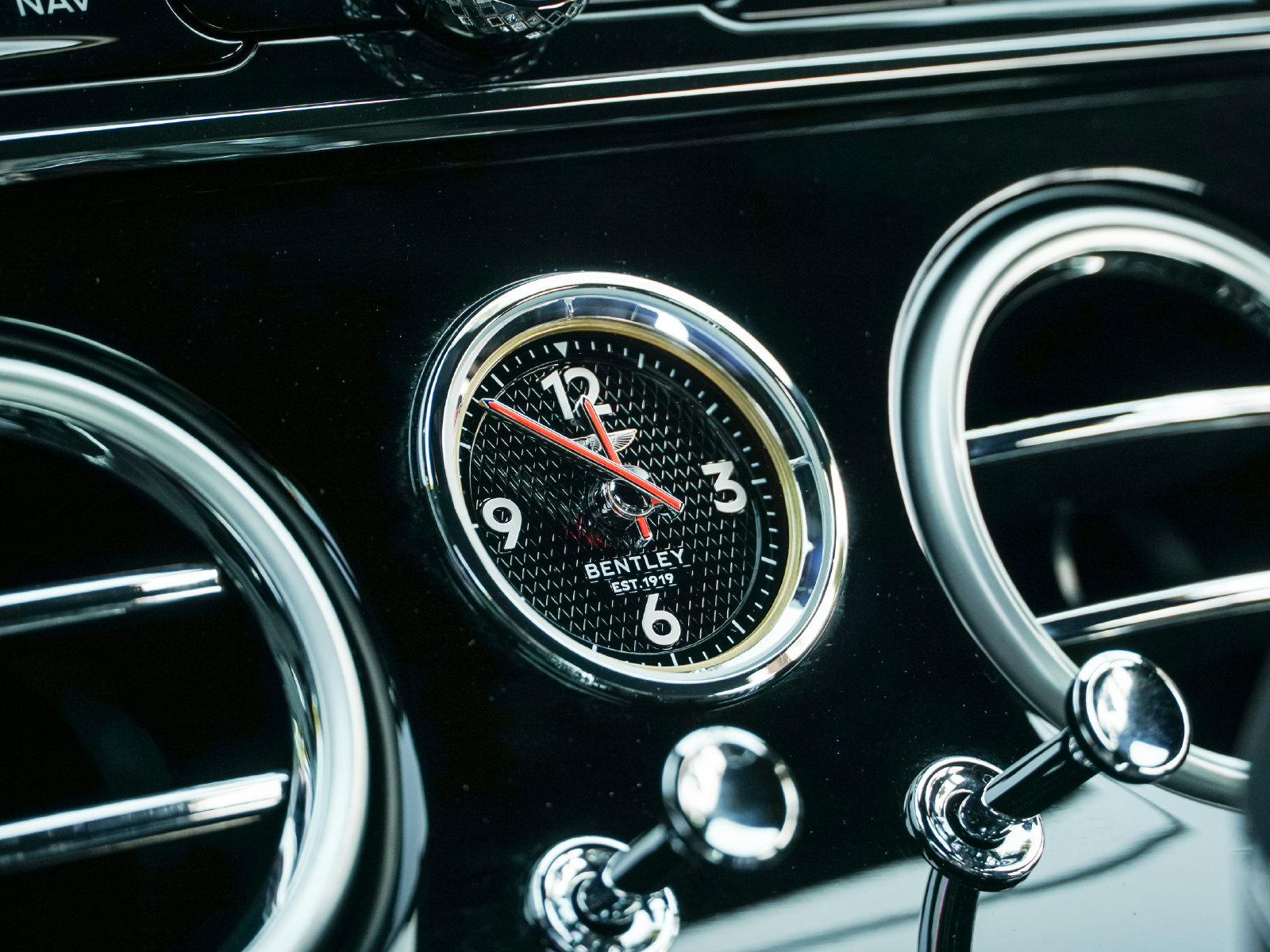 New 2026 Bentley Continental GT AWD/4WD image 15