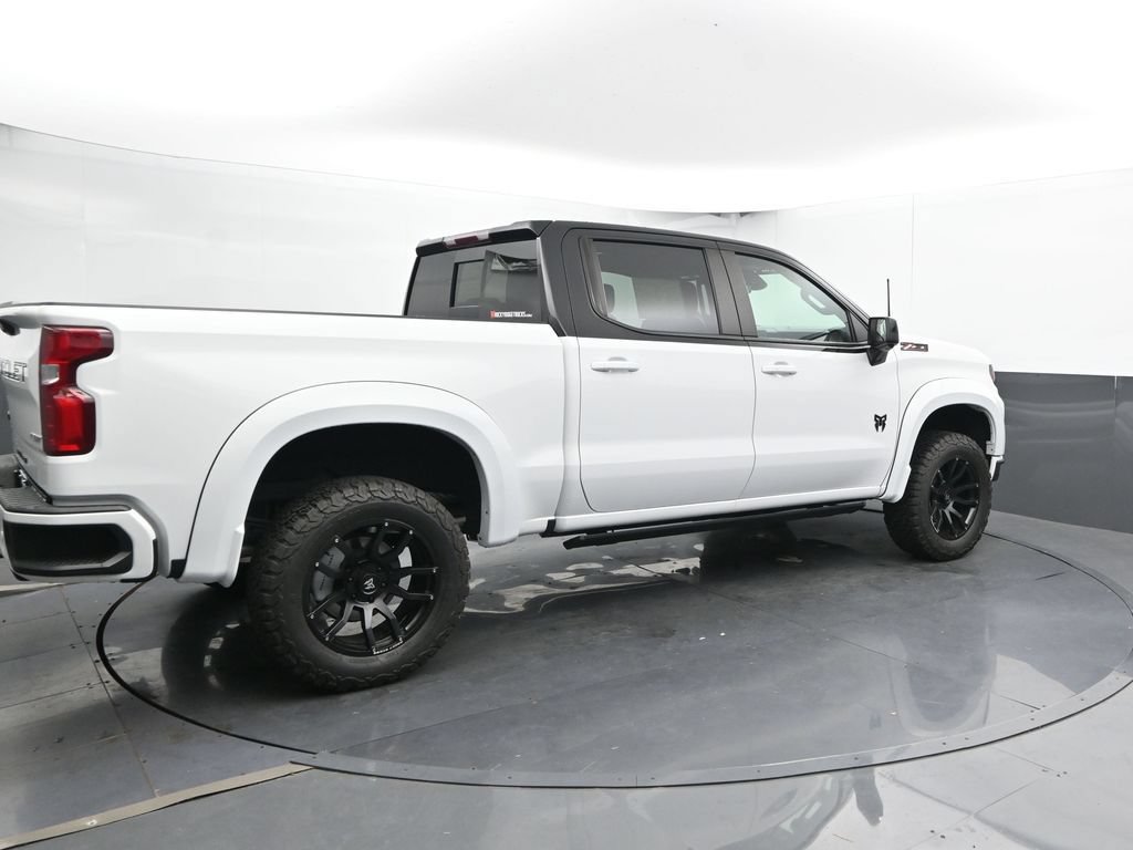Used 2022 Chevrolet Silverado 1500 RST AWD/4WD image 3