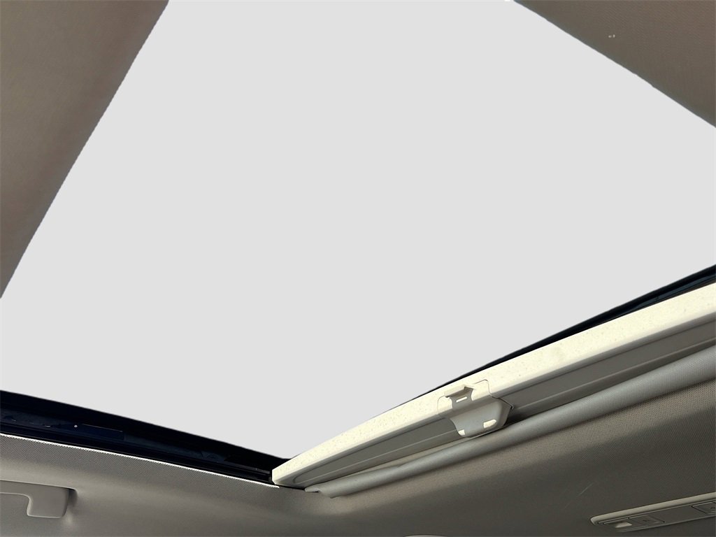 Used 2023 GMC Acadia Denali w/ Denali Ultimate Package image 23