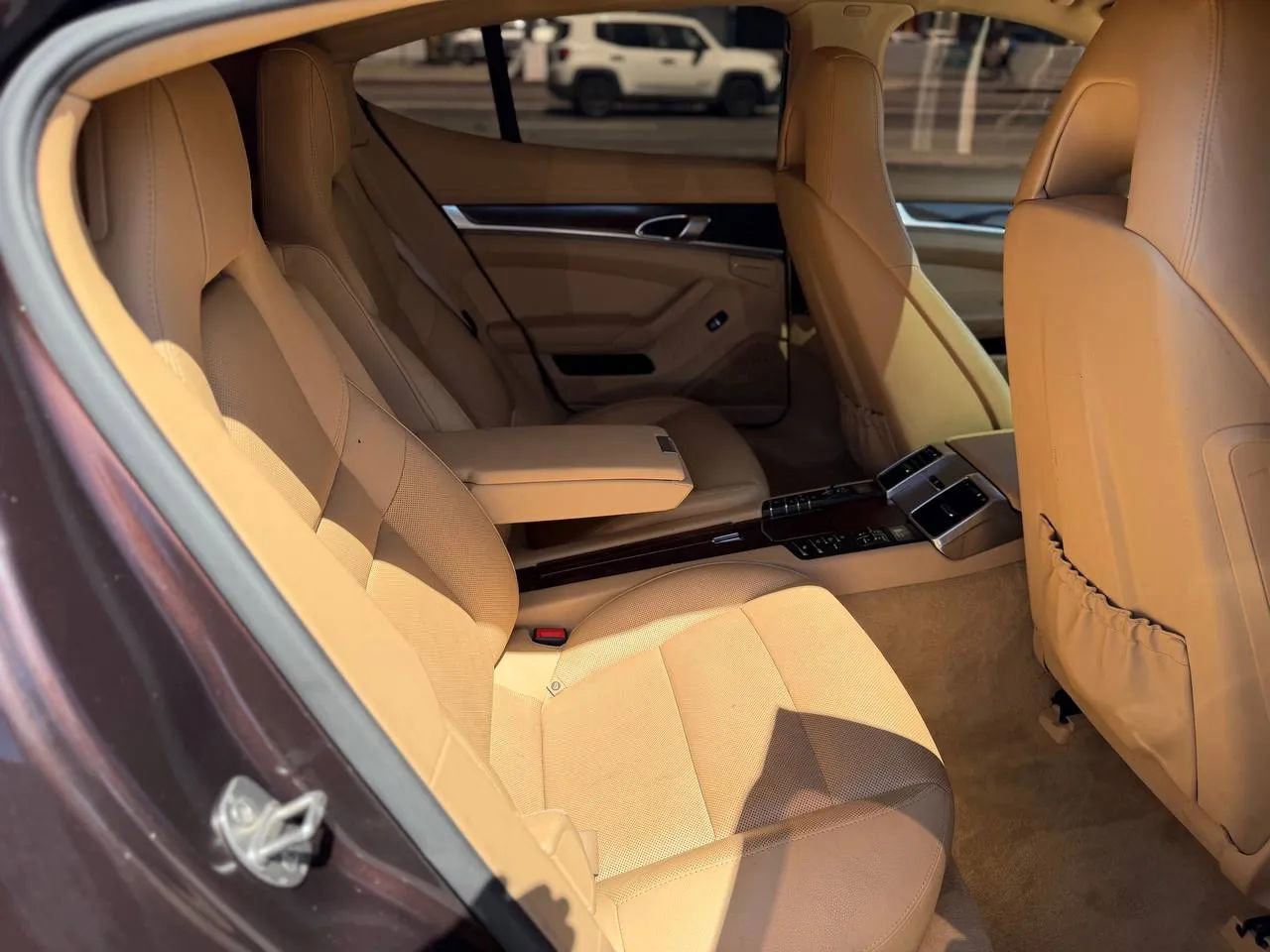 Used 2014 Porsche Panamera image 33