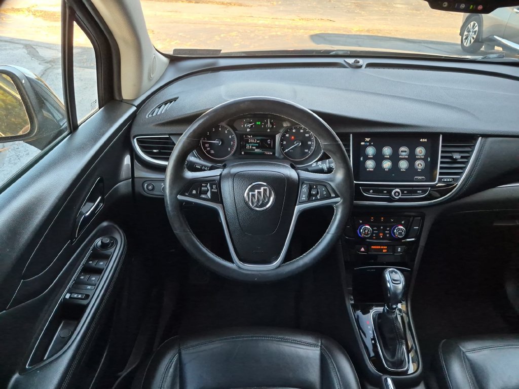 Used 2018 Buick Encore Essence AWD/4WD image 19