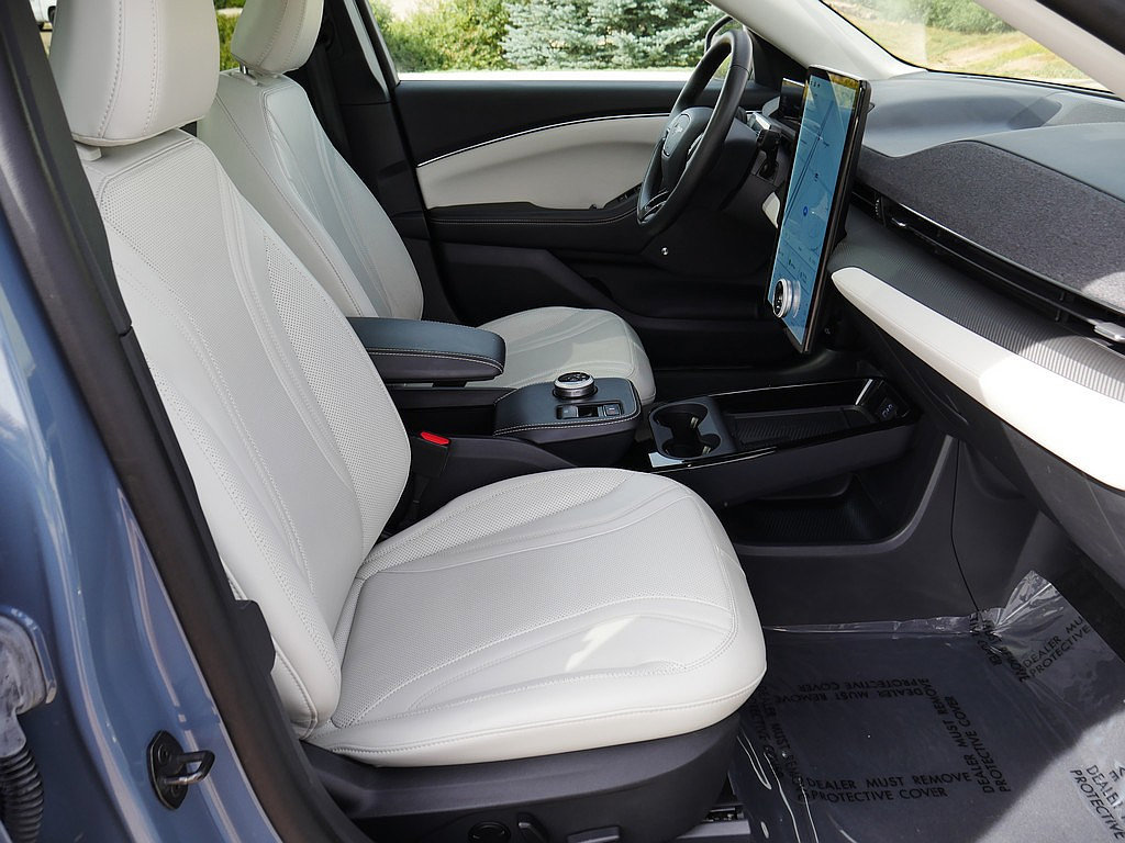 Used 2023 Ford Mustang Mach-E Premium AWD/4WD image 58
