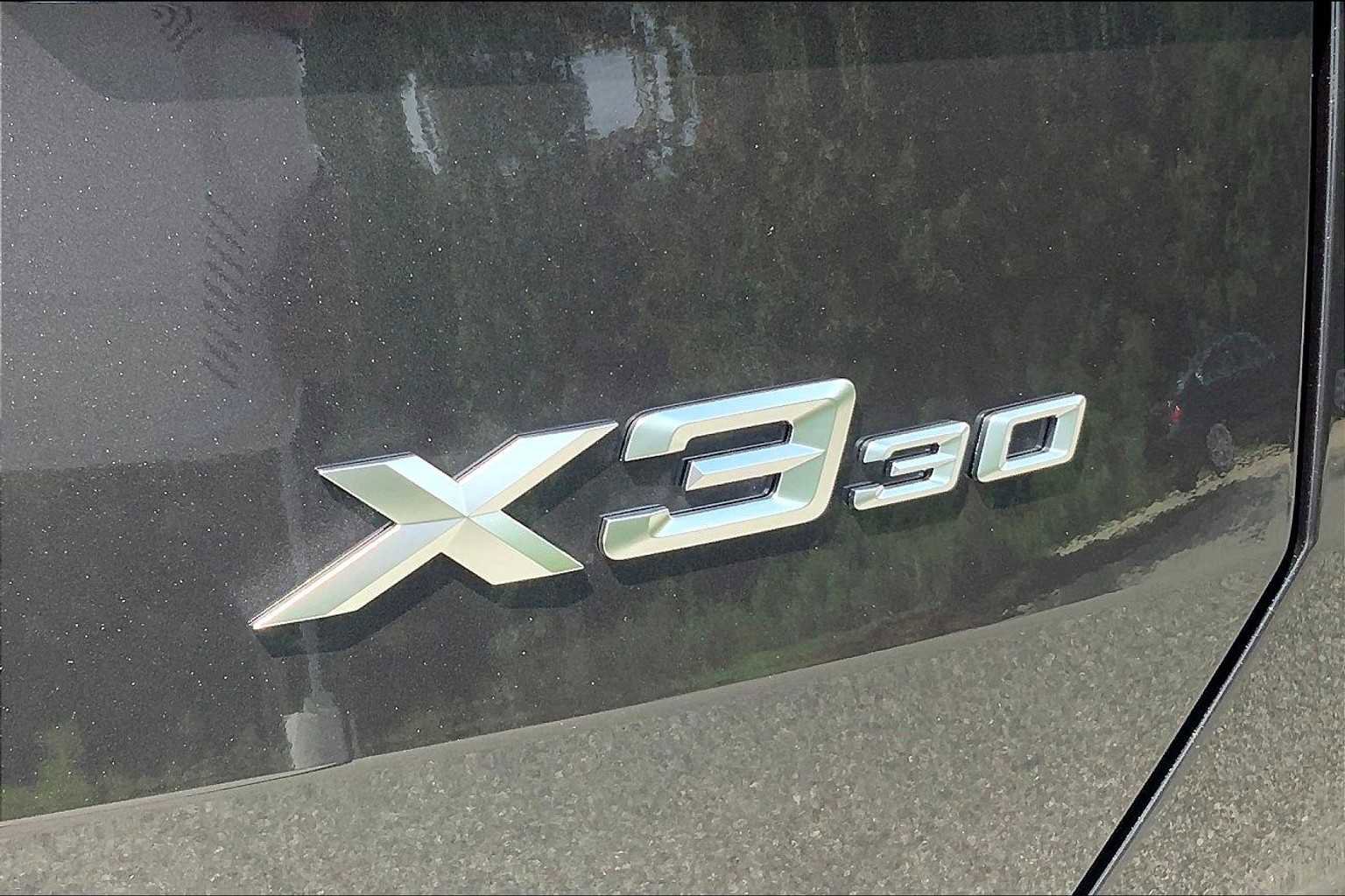 Used 2025 BMW X3 xDrive30i w/ Premium Package AWD/4WD image 15