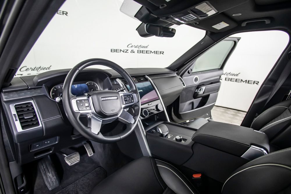 Used 2023 Land Rover Discovery HSE R-Dynamic AWD/4WD image 21