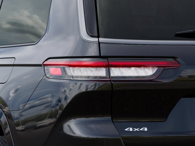 New 2026 Jeep Grand Cherokee L Limited AWD/4WD image 9