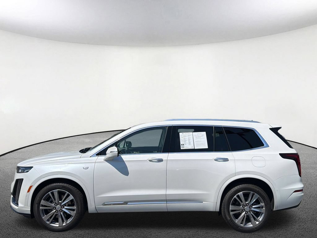 Certified 2024 Cadillac XT6 Premium Luxury w/ Technology Package AWD/4WD image 17