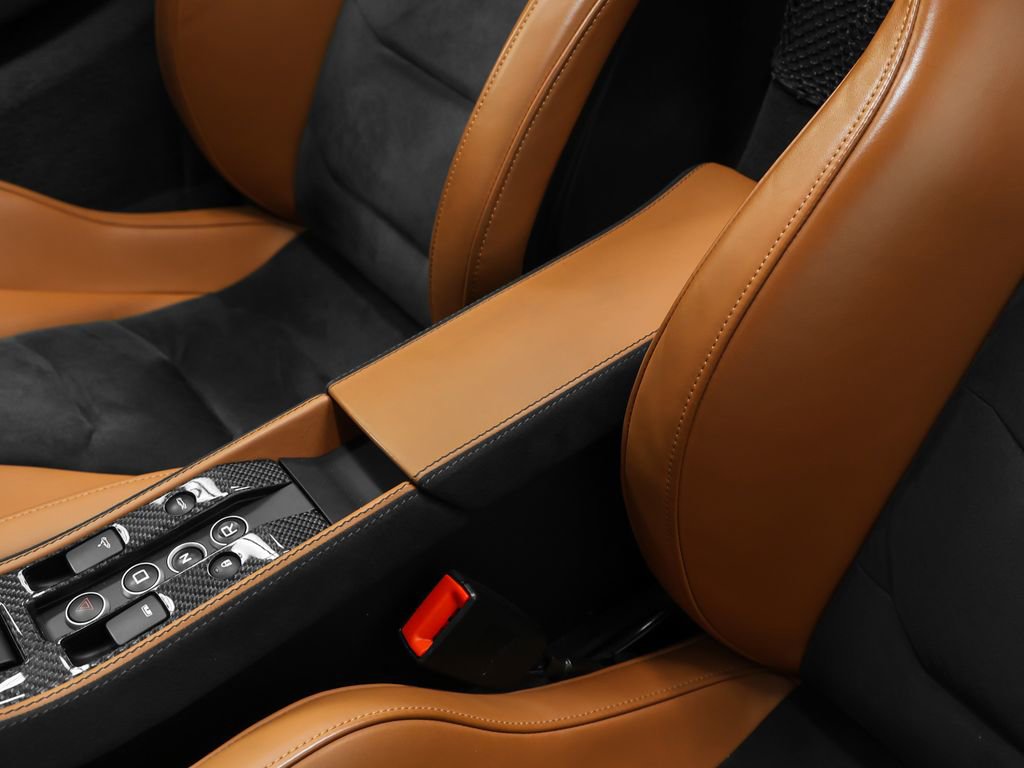 Used 2013 McLaren MP4-12C Spider RWD image 48