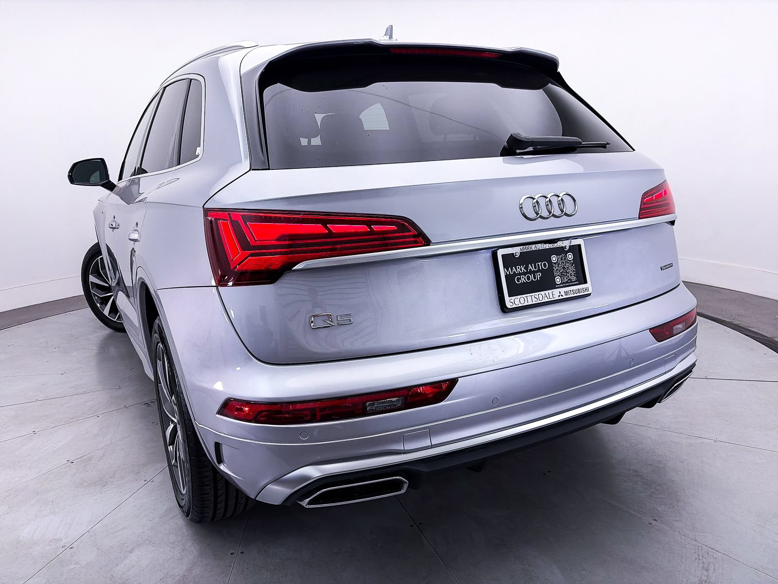 Used 2024 Audi Q5 2.0T Premium Plus AWD/4WD image 9