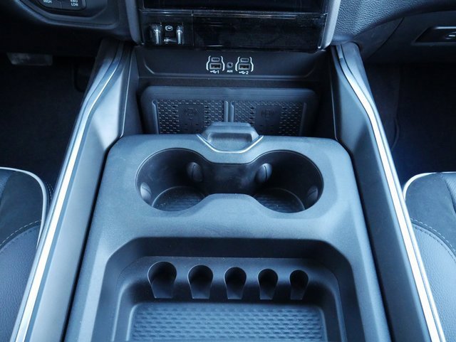 Used 2025 RAM 2500 Laramie image 19