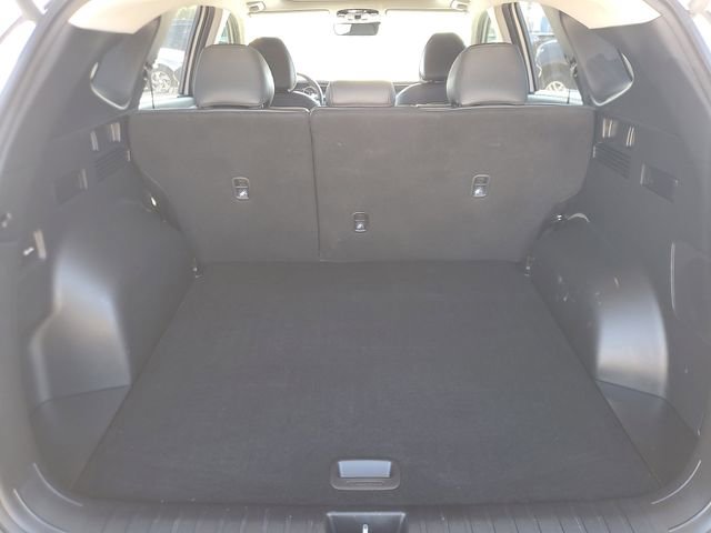 Used 2023 Hyundai Tucson Limited w/ Cargo Package image 6