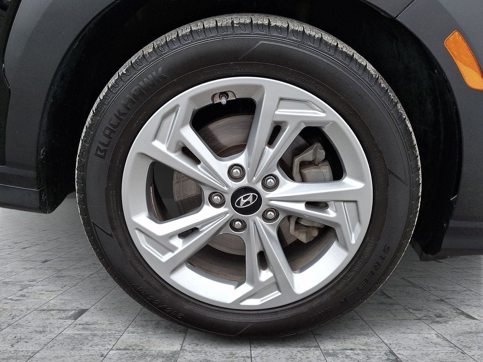 Used 2022 Hyundai Kona SEL image 8