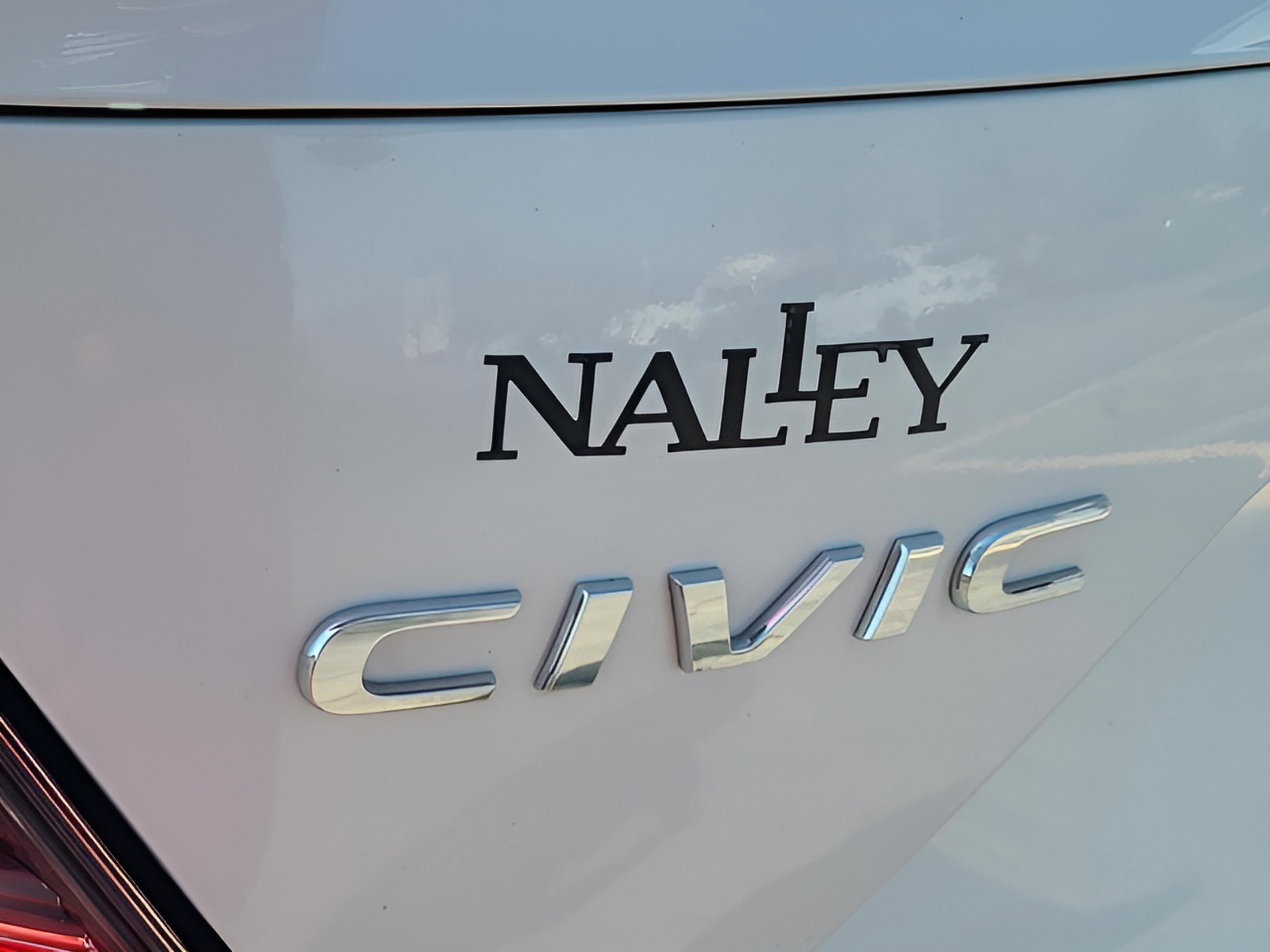 Used 2018 Honda Civic EX-T image 29