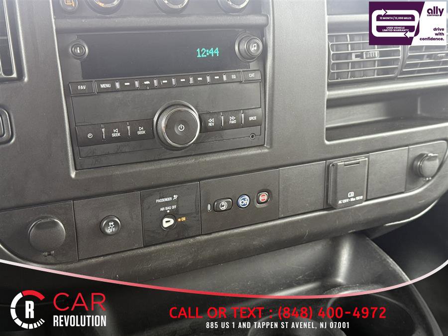 Used 2019 Chevrolet Express 3500 LS RWD image 13