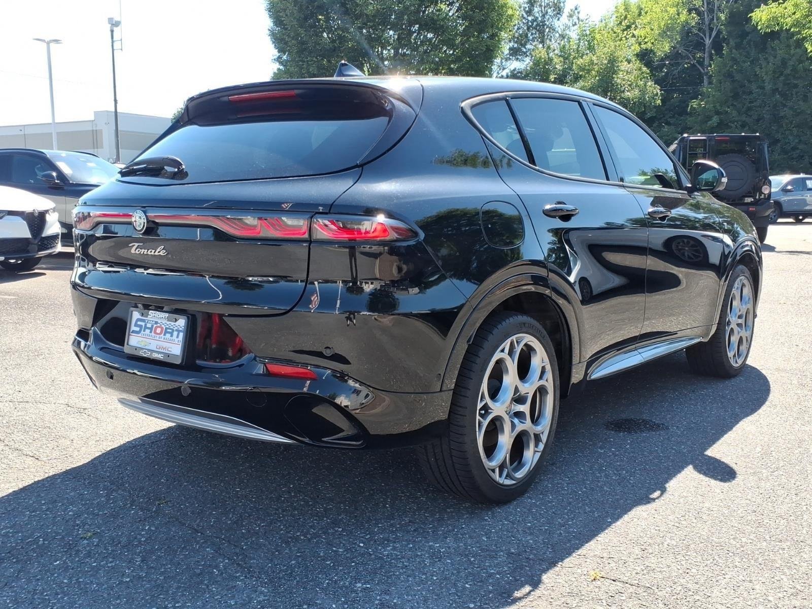 Used 2024 Alfa Romeo Tonale Ti w/ Active Assist Package AWD/4WD image 3