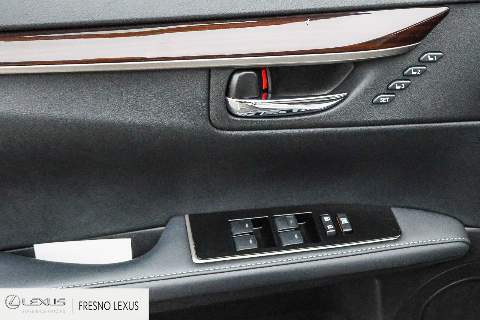 Used 2018 Lexus ES 350 w/ Navigation System Package image 23