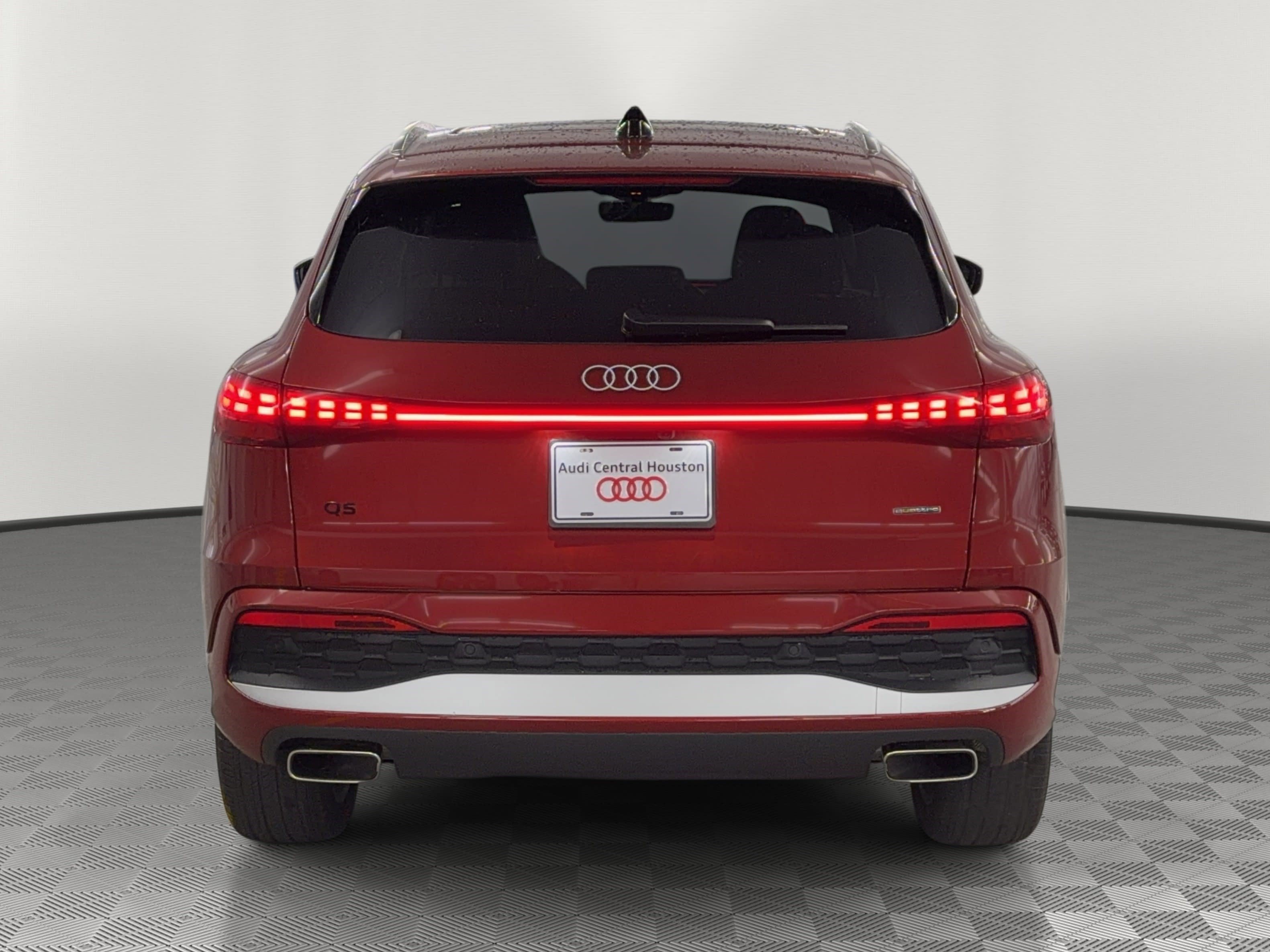 Used 2025 Audi Q5 Premium Plus AWD/4WD image 10