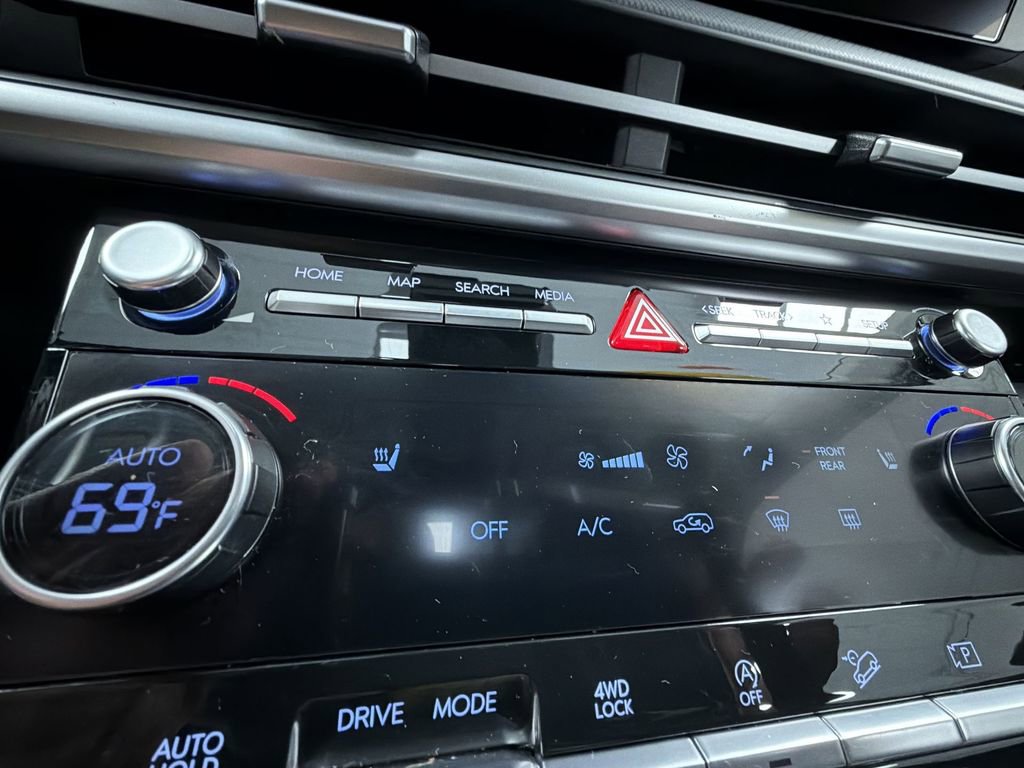 Used 2024 Hyundai Santa Fe XRT image 25