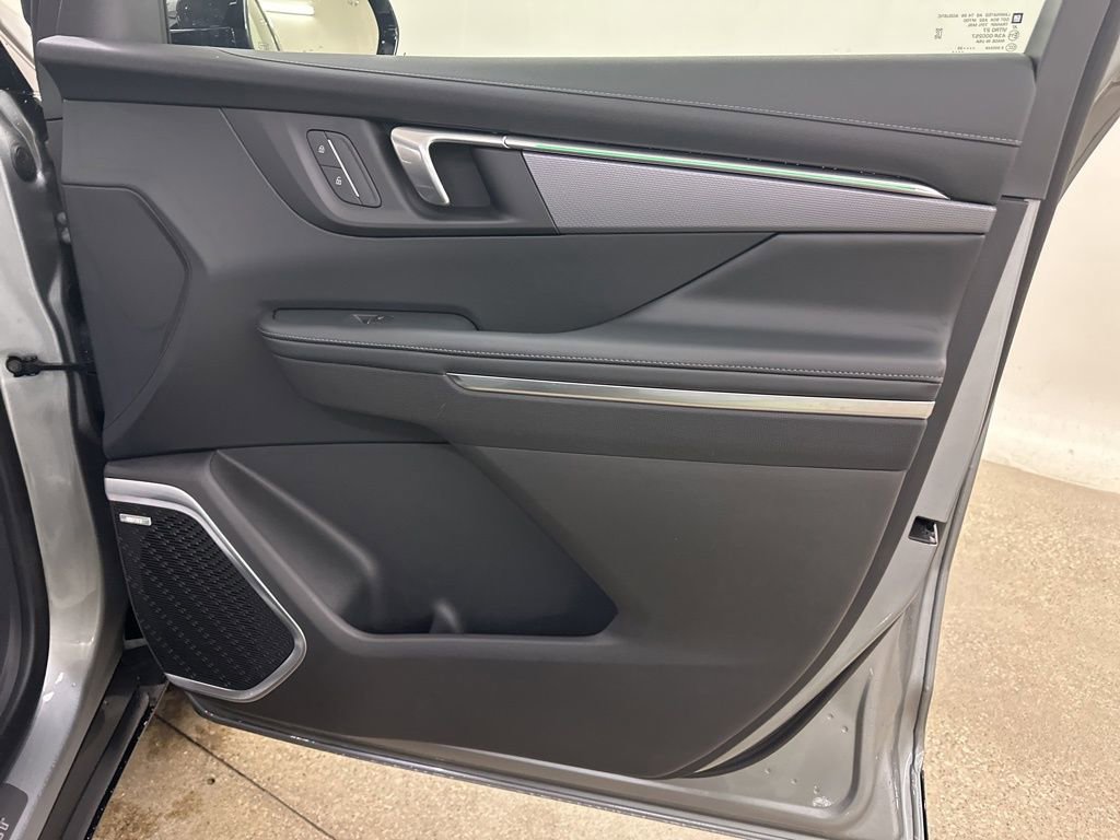 New 2026 Buick Enclave Sport Touring w/ Power Package image 17