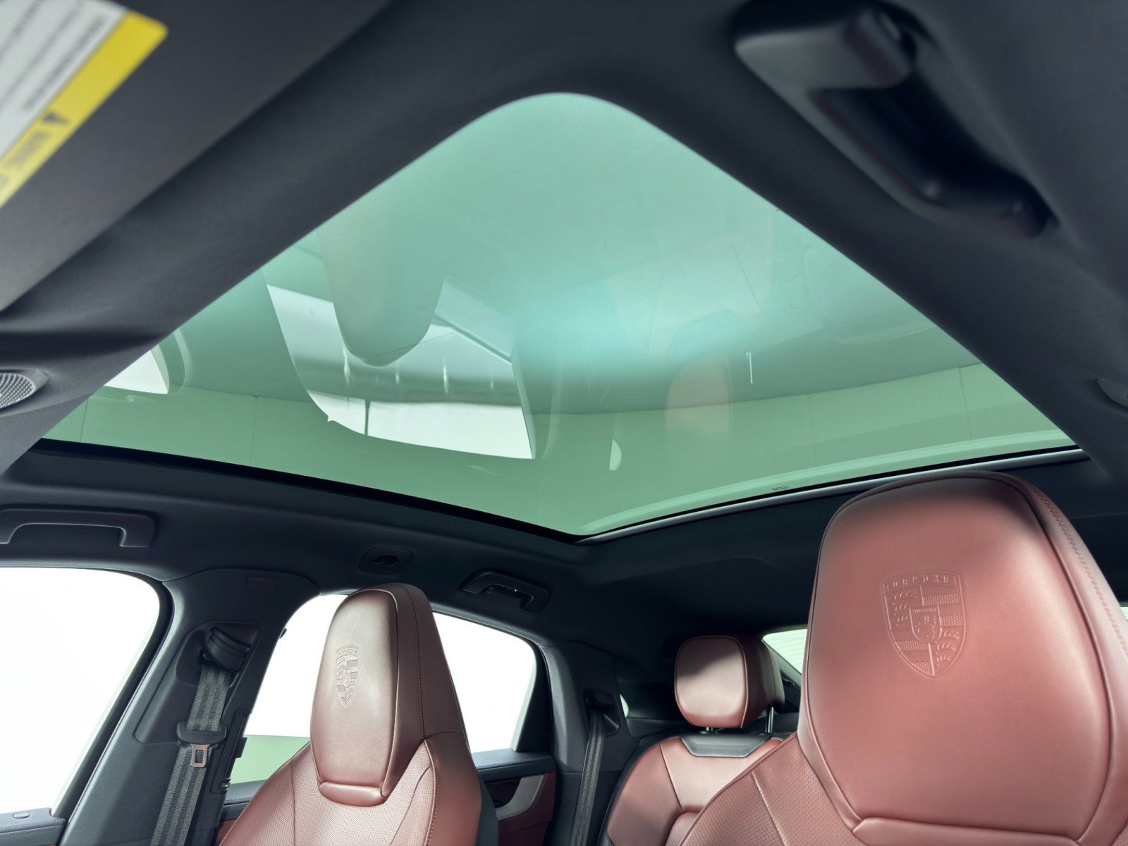 Used 2025 Porsche Cayenne S image 12