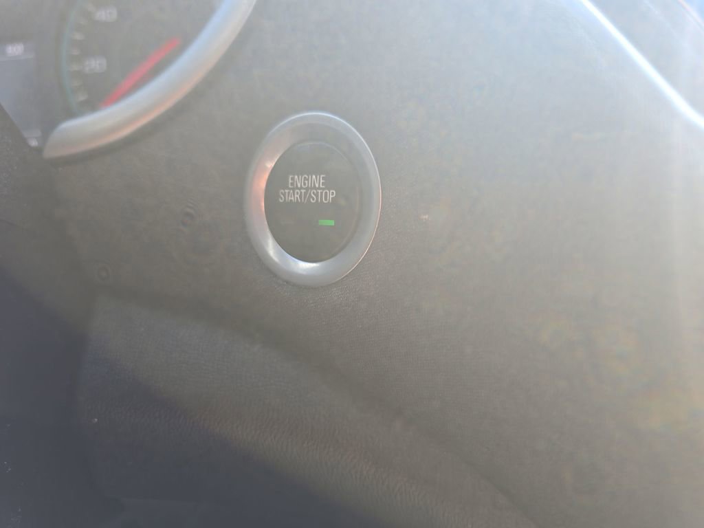 Used 2019 Chevrolet Malibu LS image 25