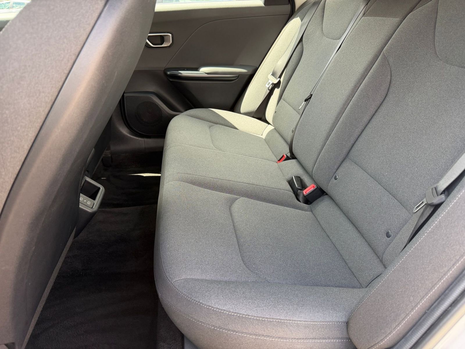 Used 2025 Kia K4 FWD image 24