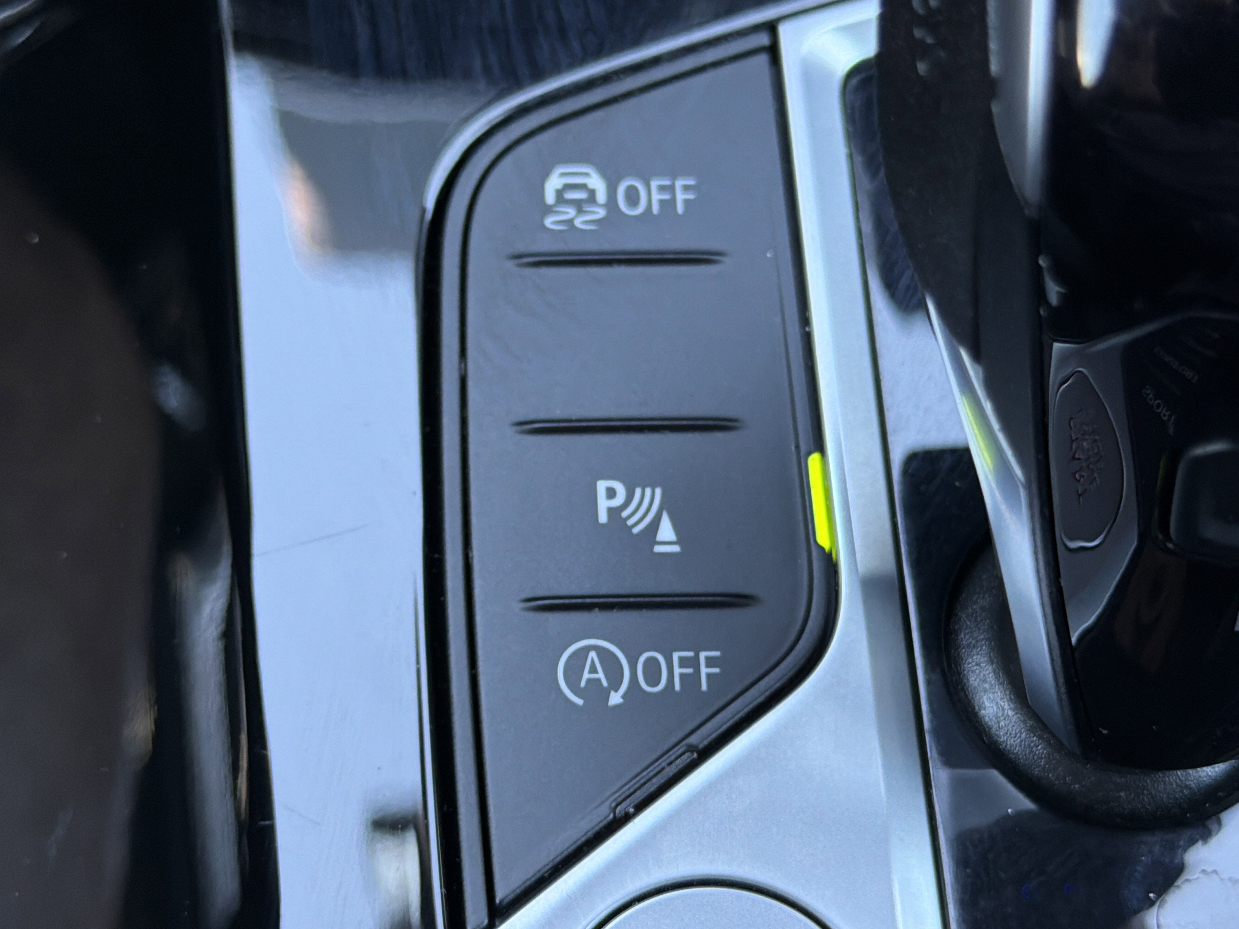 Used 2025 BMW X4 xDrive30i AWD/4WD image 10