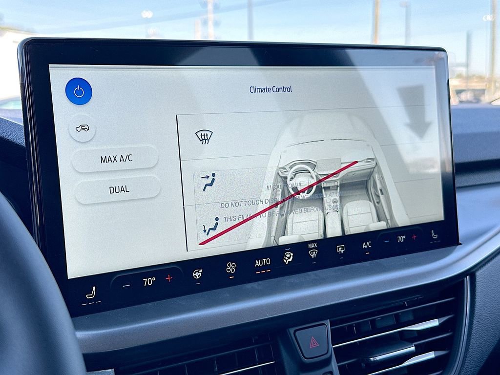 New 2025 Ford Escape SE w/ Class II Trailer Tow Package image 14