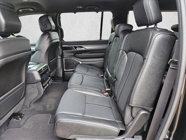 New 2026 Jeep Grand Wagoneer L Limited image 12