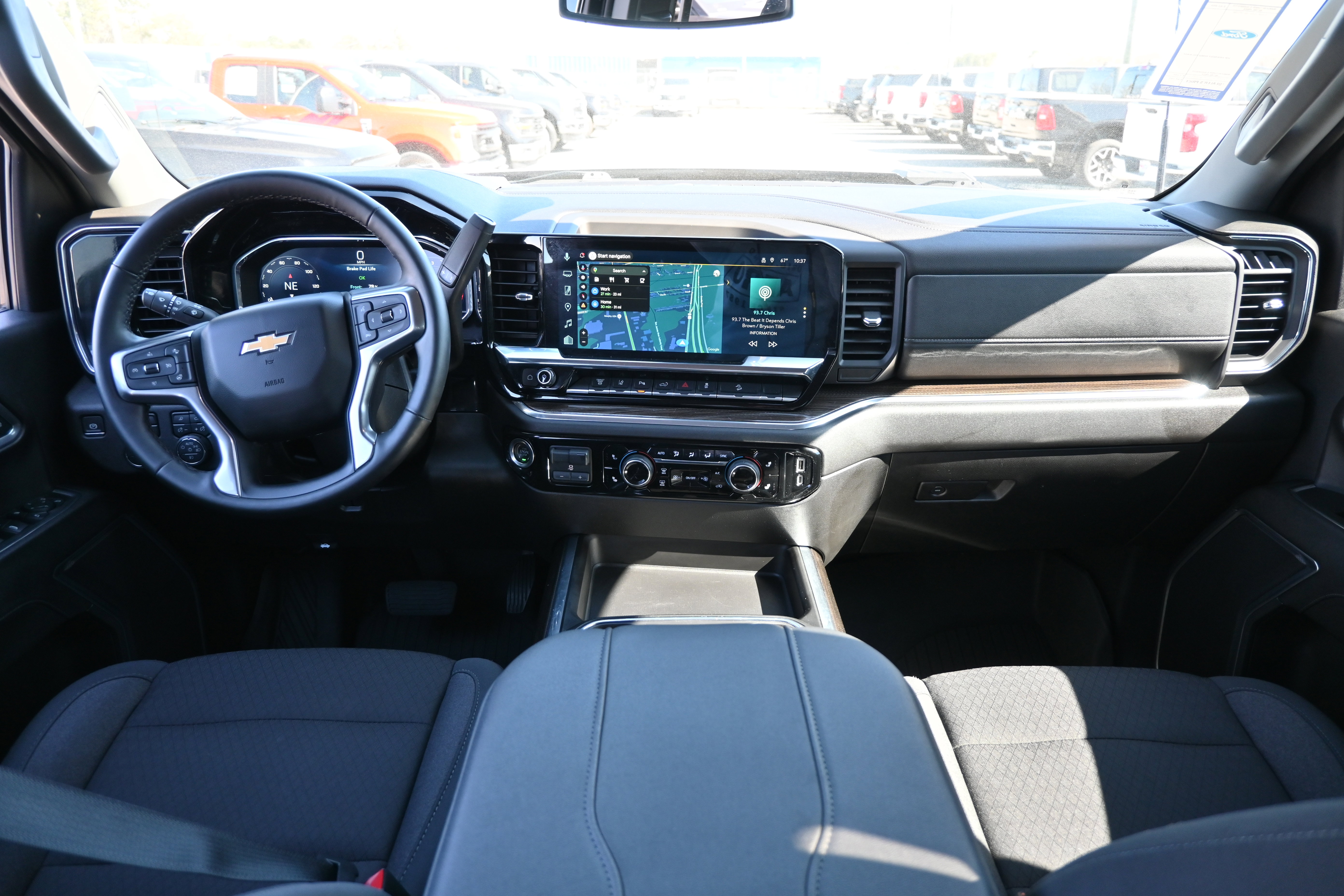 Used 2025 Chevrolet Silverado 2500 LT w/ Texas Edition image 34