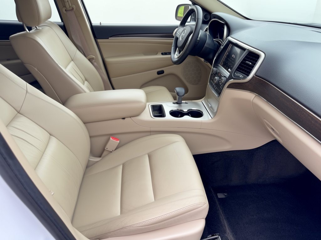 Used 2014 Jeep Grand Cherokee Limited RWD image 30