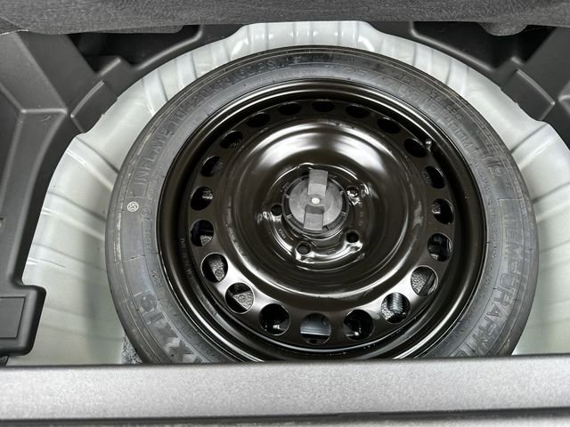 Certified 2023 Chevrolet Equinox LS FWD image 28