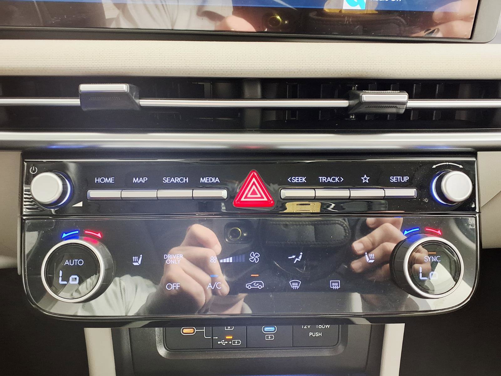 Certified 2025 Hyundai Tucson SEL AWD/4WD image 20
