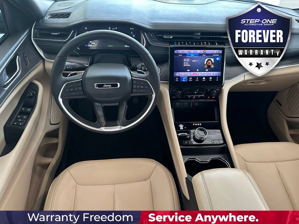 Used 2024 Jeep Grand Cherokee Limited 4xe AWD/4WD image 16