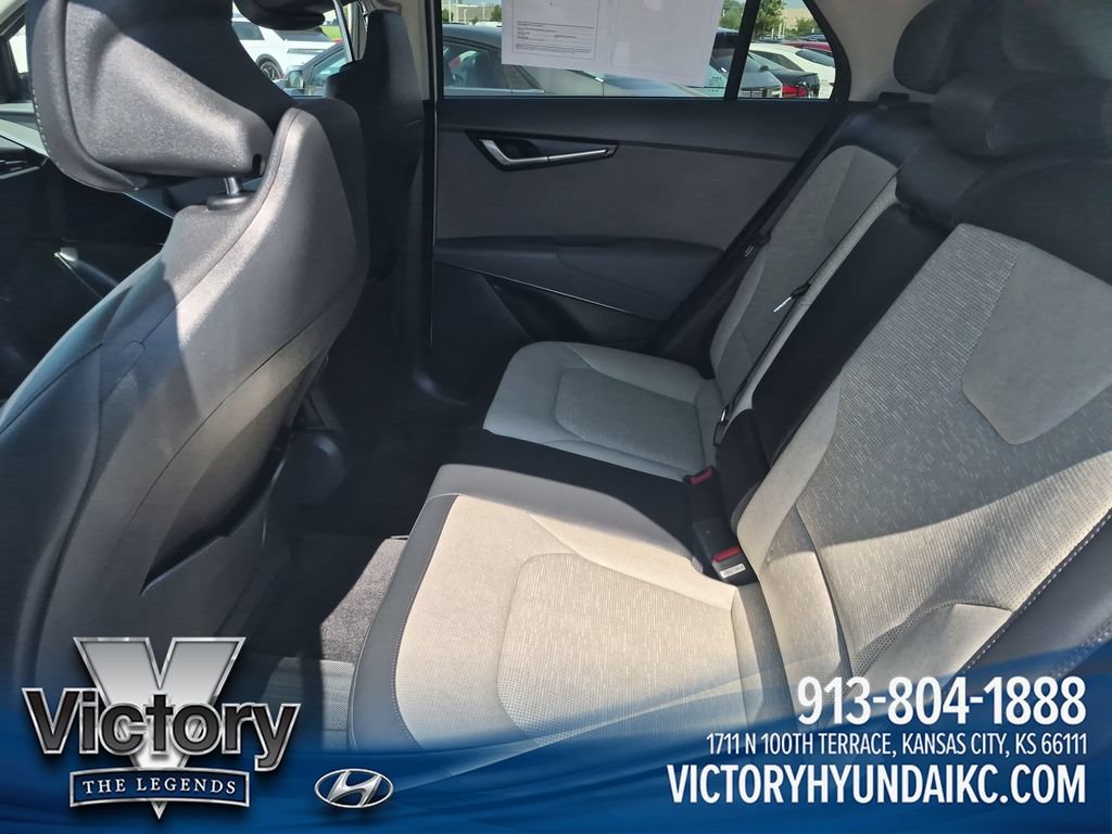 Used 2023 Kia Niro SX Touring FWD image 25