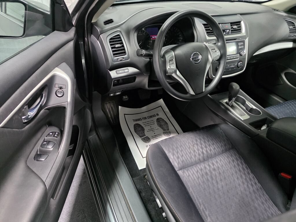 Used 2018 Nissan Altima 2.5 S w/ S Convenience Package FWD image 6