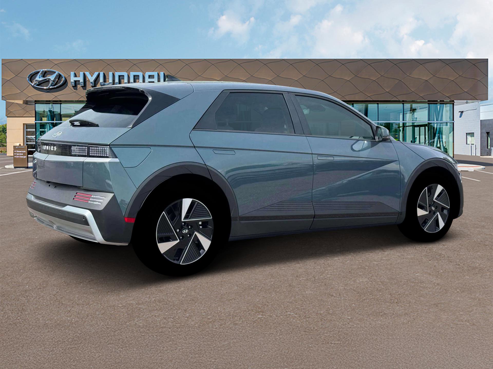 New 2025 Hyundai Ioniq 5 SE image 13