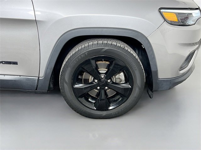Used 2020 Jeep Cherokee Latitude Plus image 36