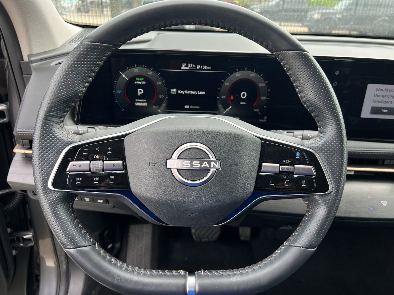 Used 2023 Nissan Ariya AWD image 6