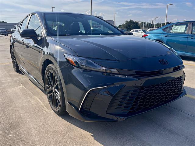 New 2026 Toyota Camry SE w/ Convenience Package FWD image 1