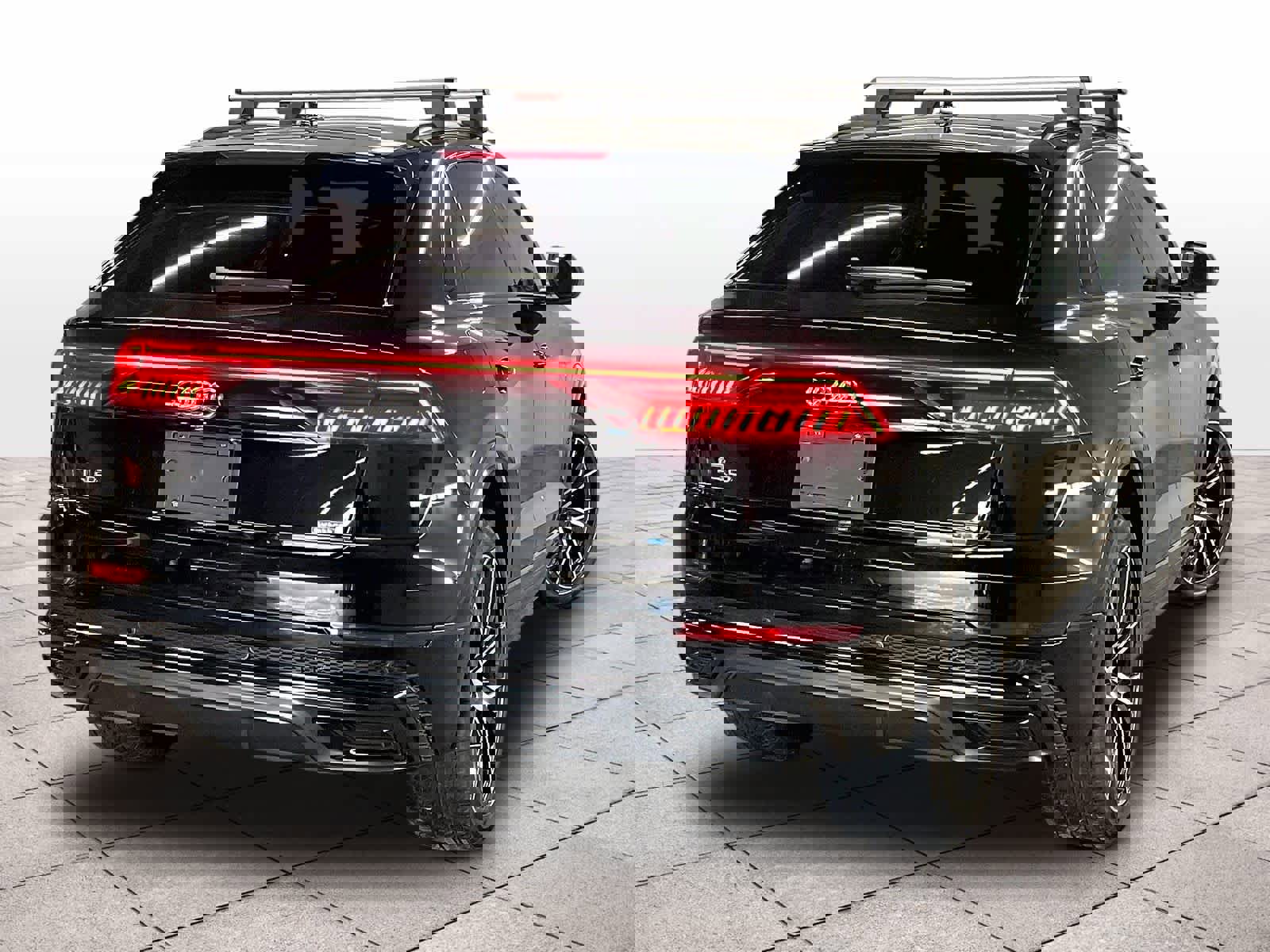 Used 2020 Audi Q8 Premium Plus w/ Premium Plus Package image 14