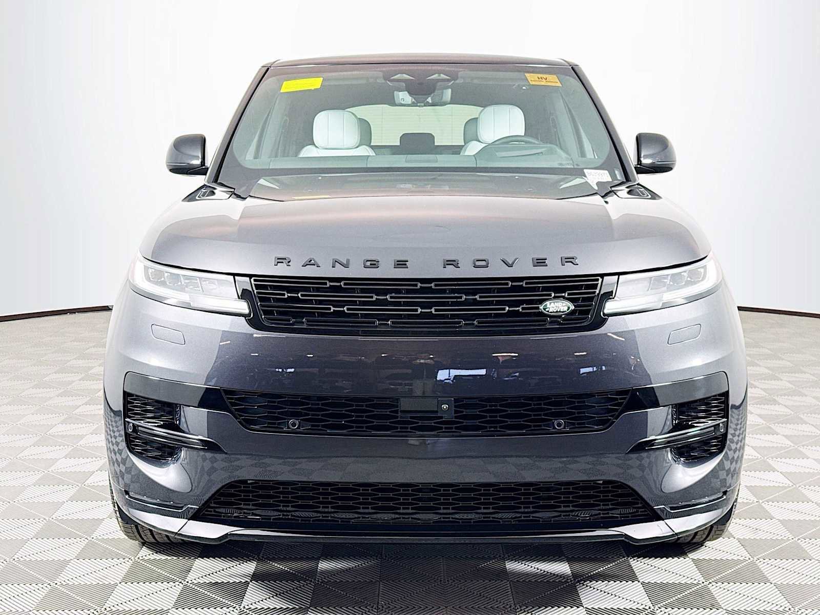New 2026 Land Rover Range Rover Sport Dynamic SE AWD/4WD image 2