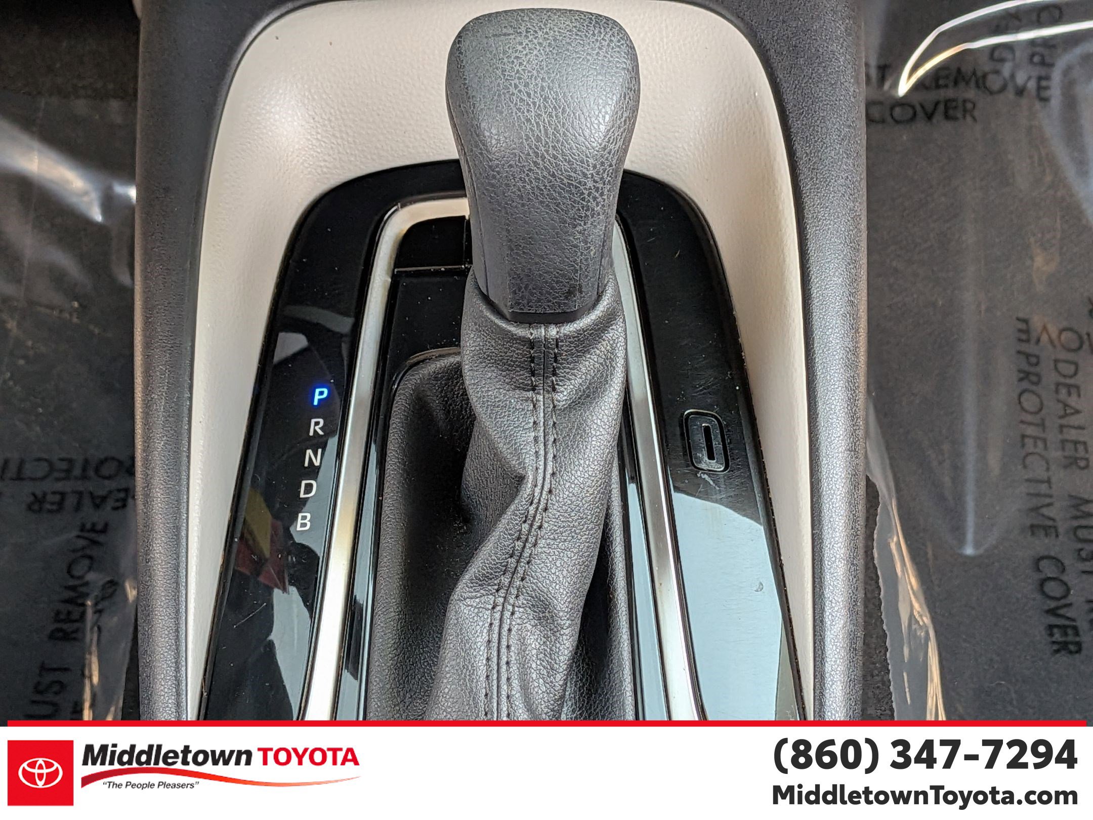 Used 2023 Toyota Corolla LE image 28