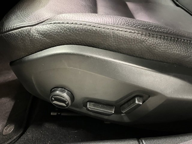 Used 2024 Volvo V60 B5 Cross Country Plus image 22