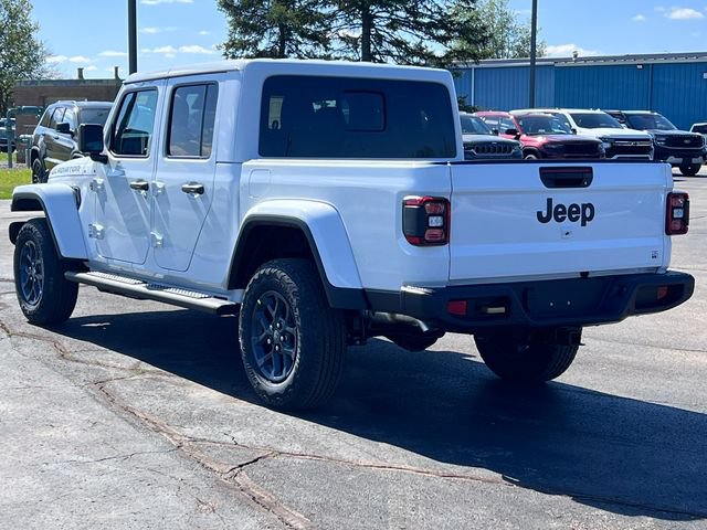 New 2026 Jeep Gladiator Sport AWD/4WD image 11
