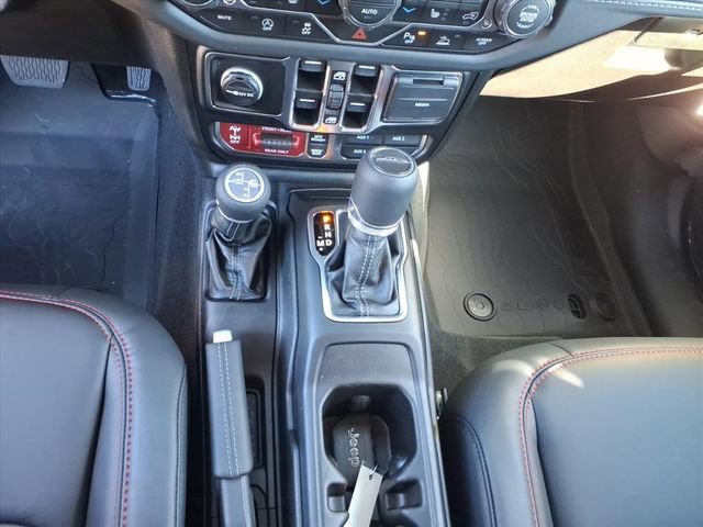 New 2025 Jeep Gladiator Rubicon image 16