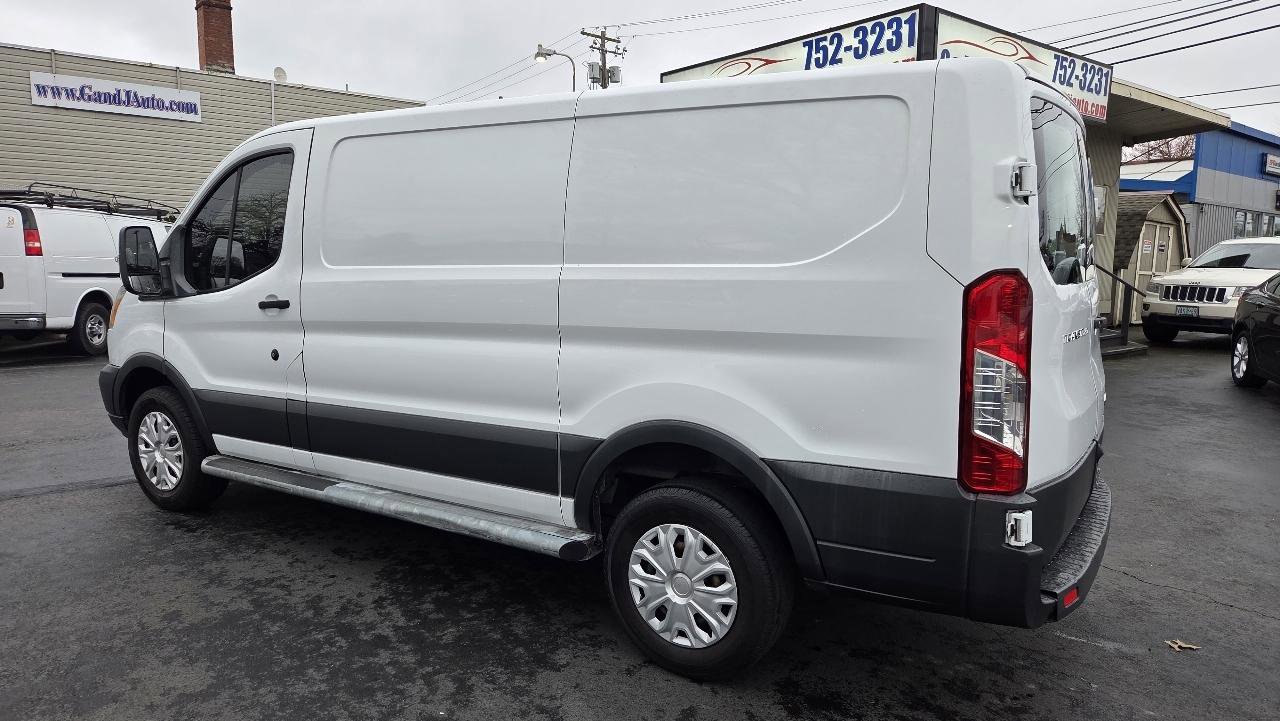Used 2018 Ford Transit 250 130 Low Roof w/ Exterior Upgrade Package image 12