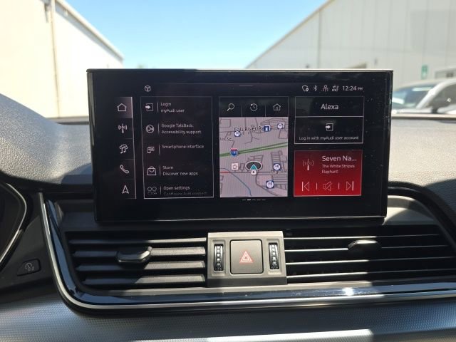 Used 2025 Audi Q5 2.0T Premium Plus w/ Premium Plus Package AWD/4WD image 16