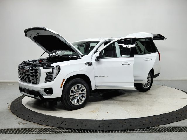 Used 2025 GMC Yukon Denali RWD image 12